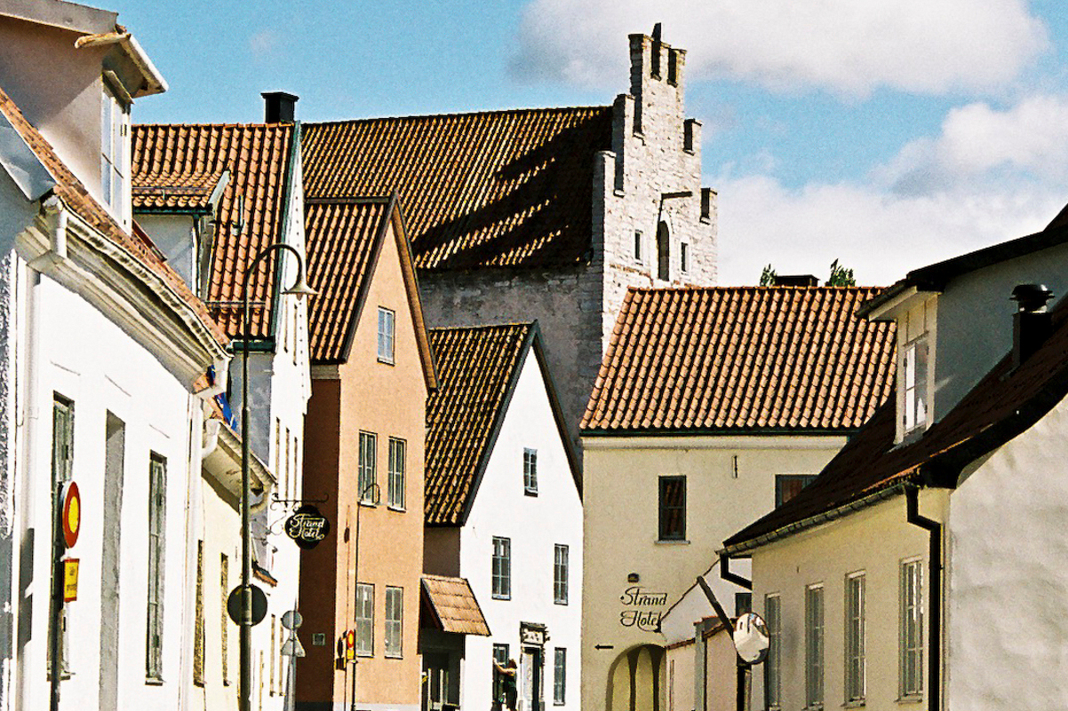 Featured photo: The centre of Visby (Photo by Marcel Burger)