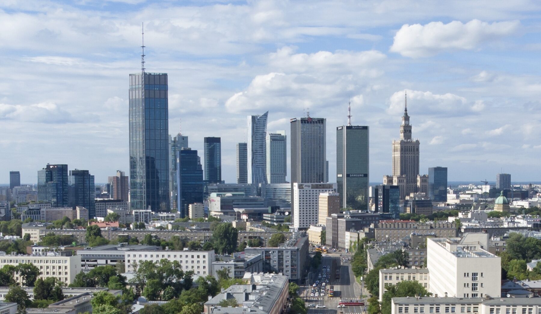 The skyline of Warsaw in 2022 (Photo: Emptywords (CC)