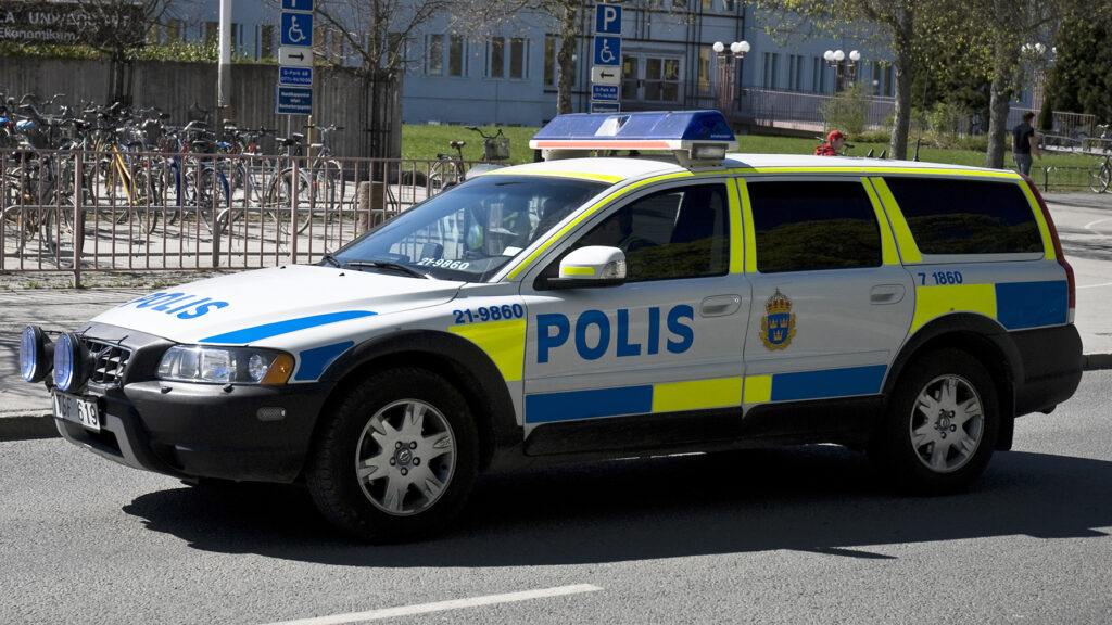 A Swedish police Volvo XC70 in Uppsala (Photo: Per Enström (CC))